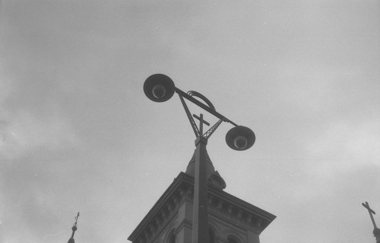 fotografia analogowa, czarno-biała fotografia, pasja do fotografii, wywoływanie zdjęć, fotografia artystyczna